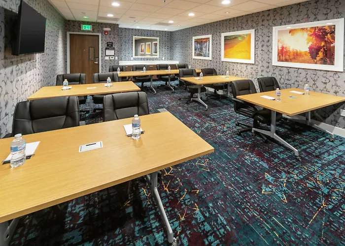 Hampton Inn & Suites Santa Maria